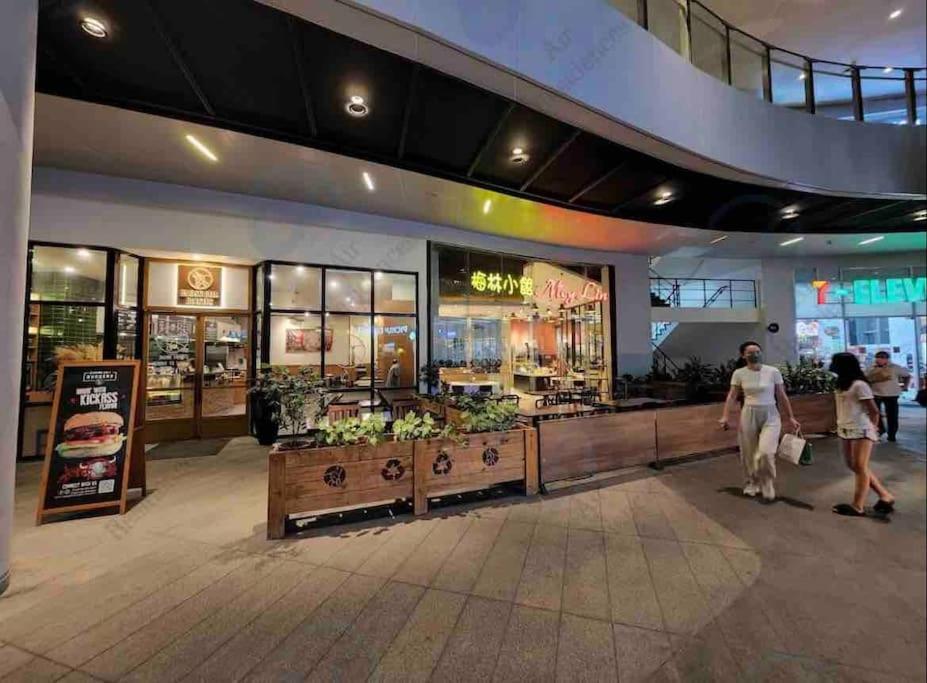 Apartment In Air Residences, Makati With Wifi, Netflix, Pool, Mall And More Manila Eksteriør billede