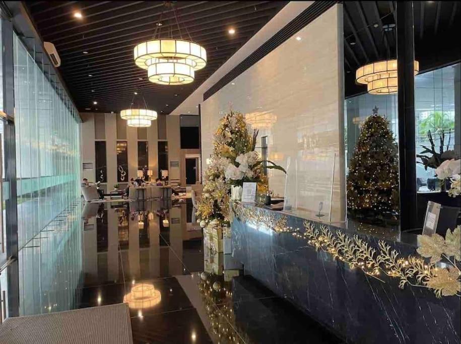 Apartment In Air Residences, Makati With Wifi, Netflix, Pool, Mall And More Manila Eksteriør billede