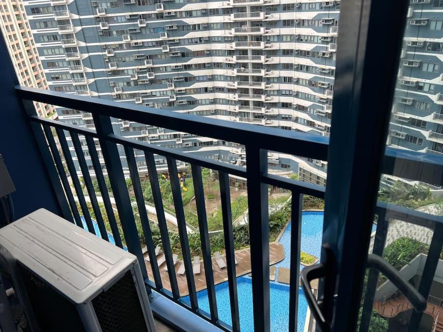 Apartment In Air Residences, Makati With Wifi, Netflix, Pool, Mall And More Manila Eksteriør billede