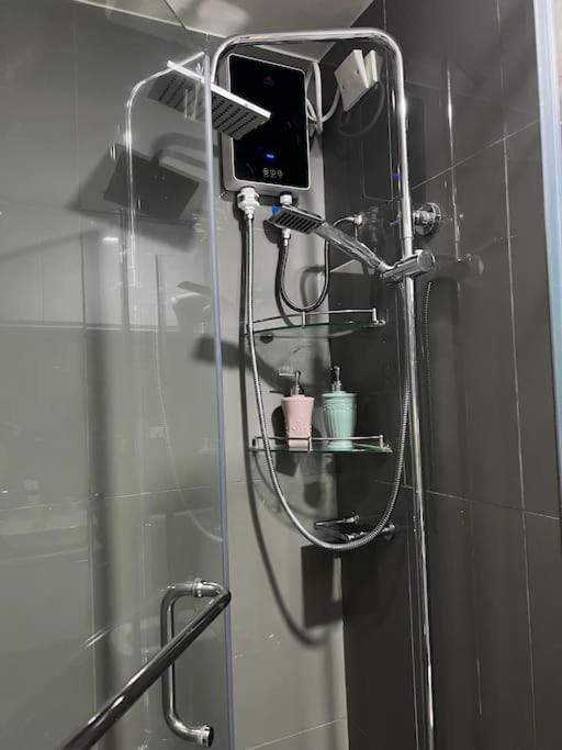 Apartment In Air Residences, Makati With Wifi, Netflix, Pool, Mall And More Manila Eksteriør billede