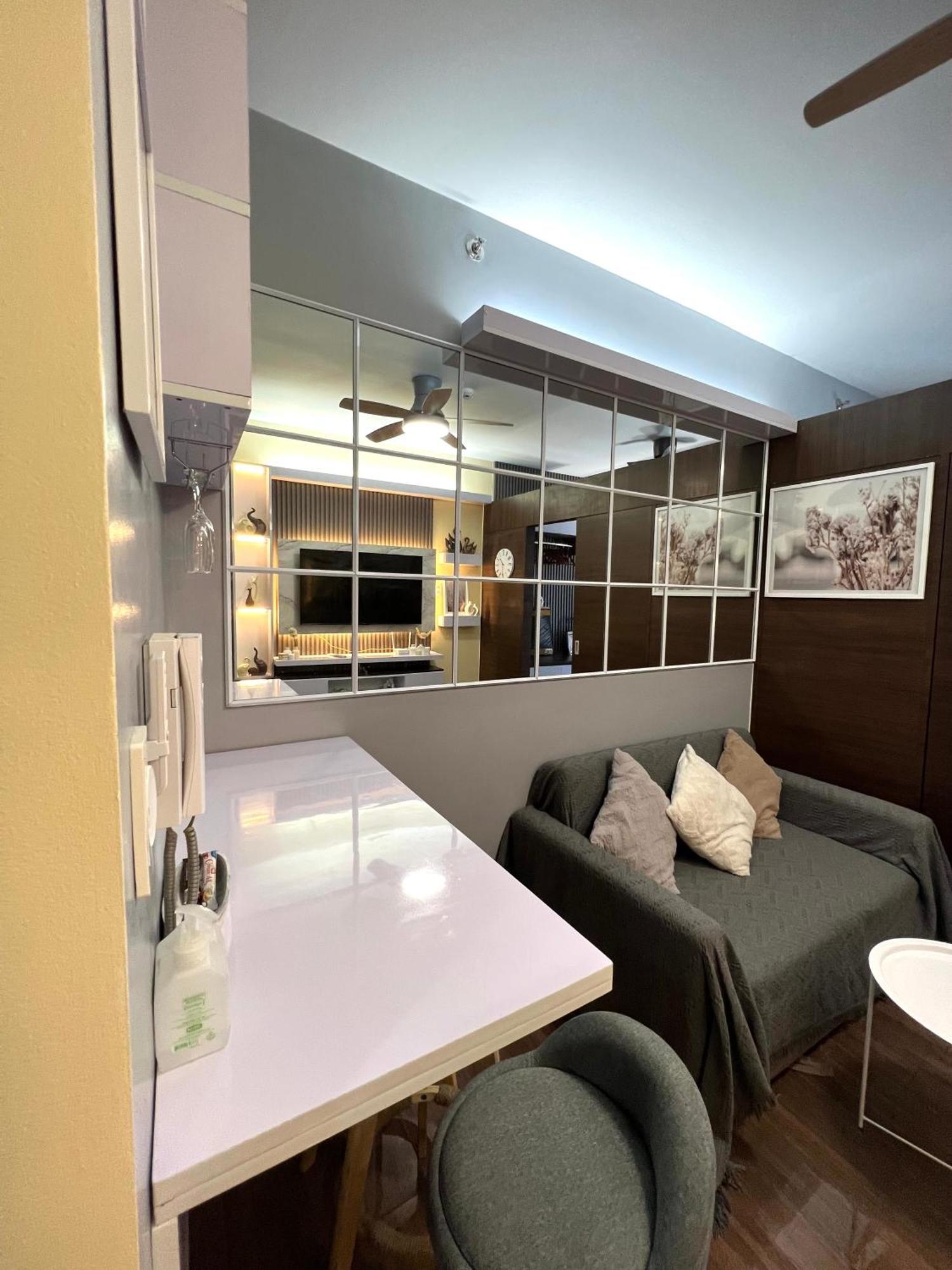 Apartment In Air Residences, Makati With Wifi, Netflix, Pool, Mall And More Manila Eksteriør billede